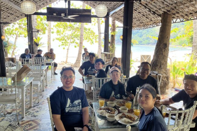 Welcome Meals in La Playa Caleta Bataan